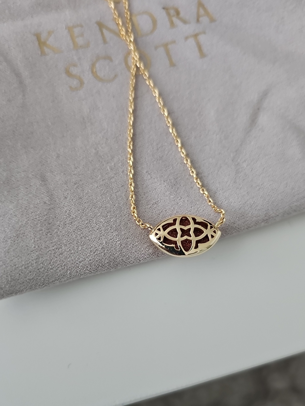 Kendra Scott Football Necklace Gold - Picture 3 of 3